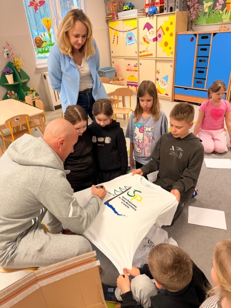 Szymon Marciniak na liszyńskim boisku